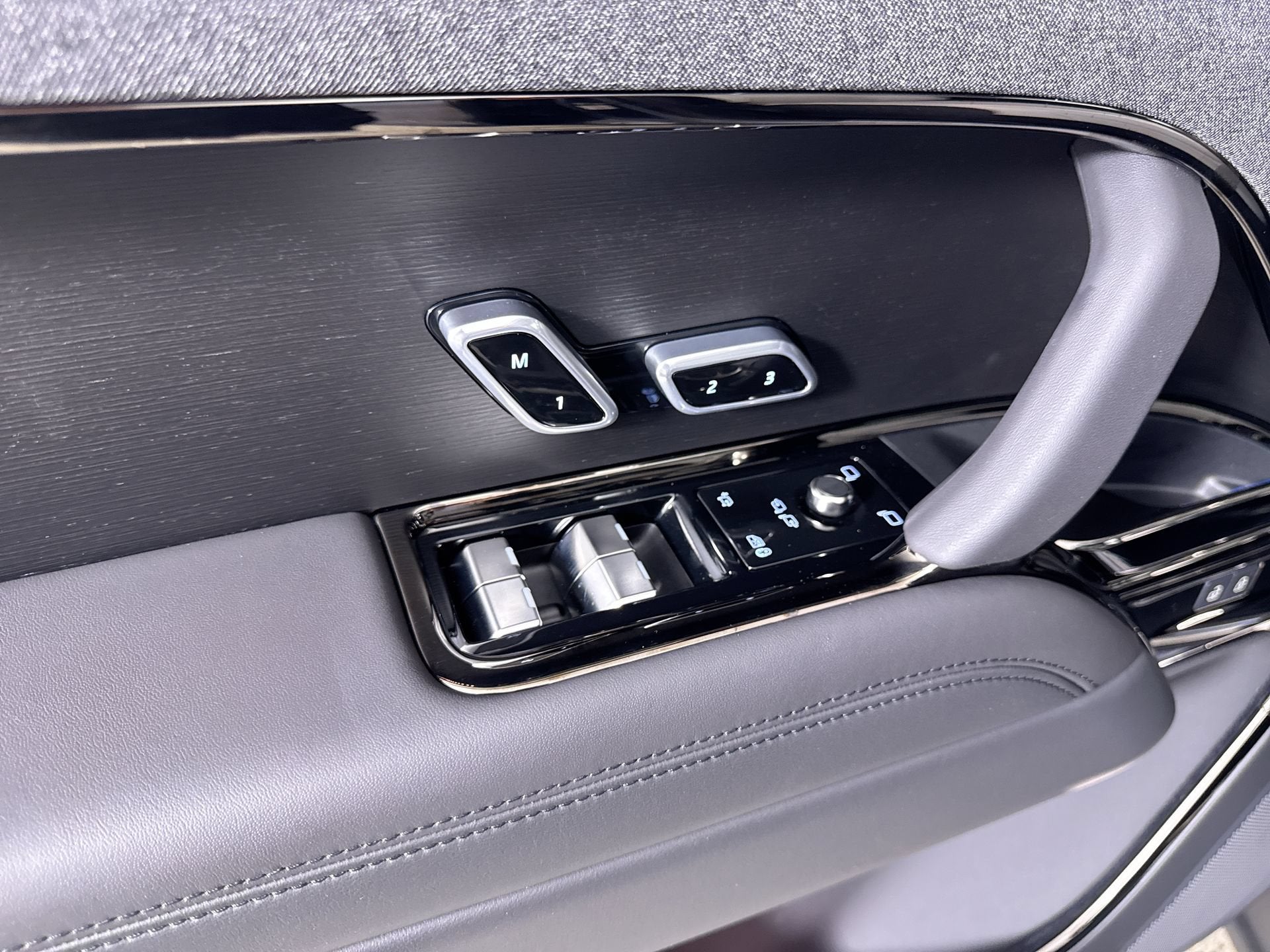2027 Land Rover Range Rover Sport Dynamic SE