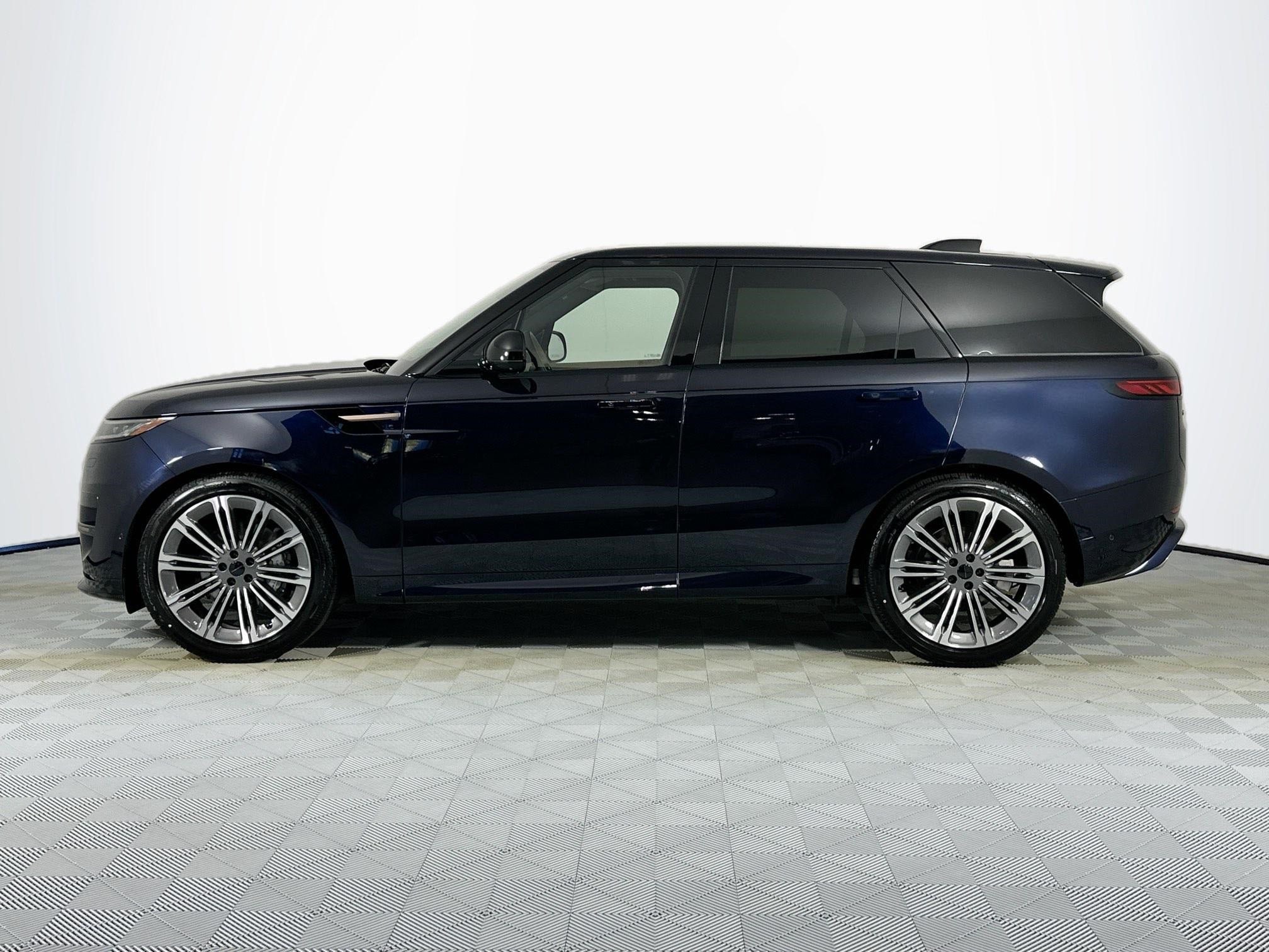 2026 Land Rover Range Rover Sport Dynamic SE