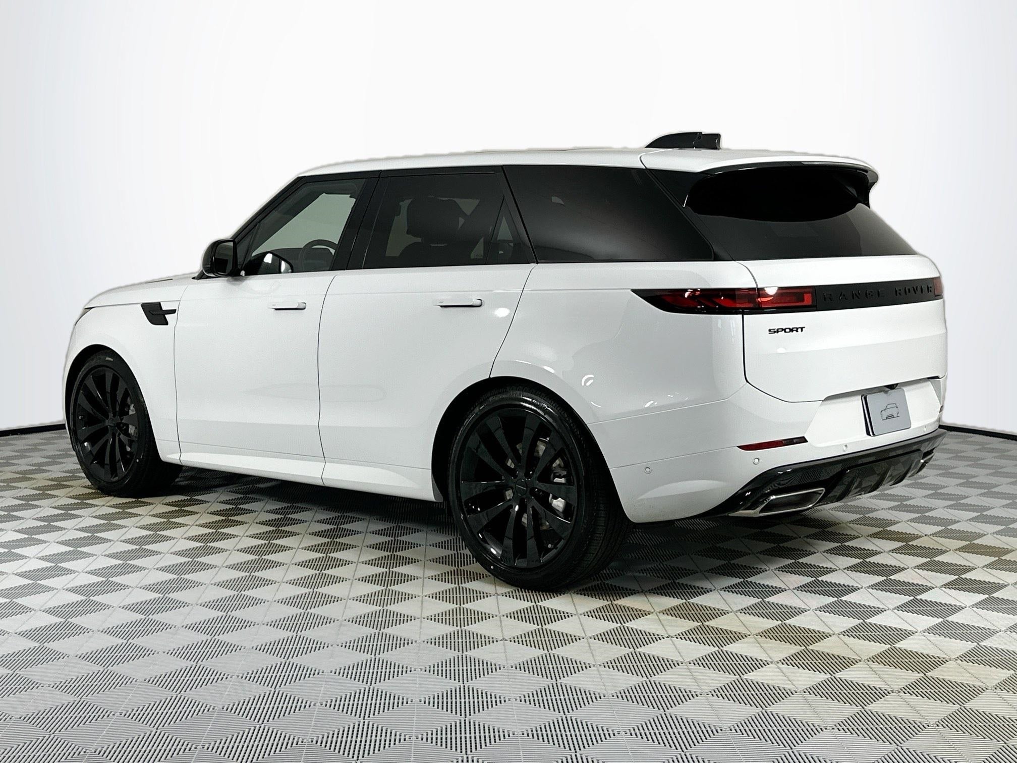 2026 Land Rover Range Rover Sport Dynamic SE