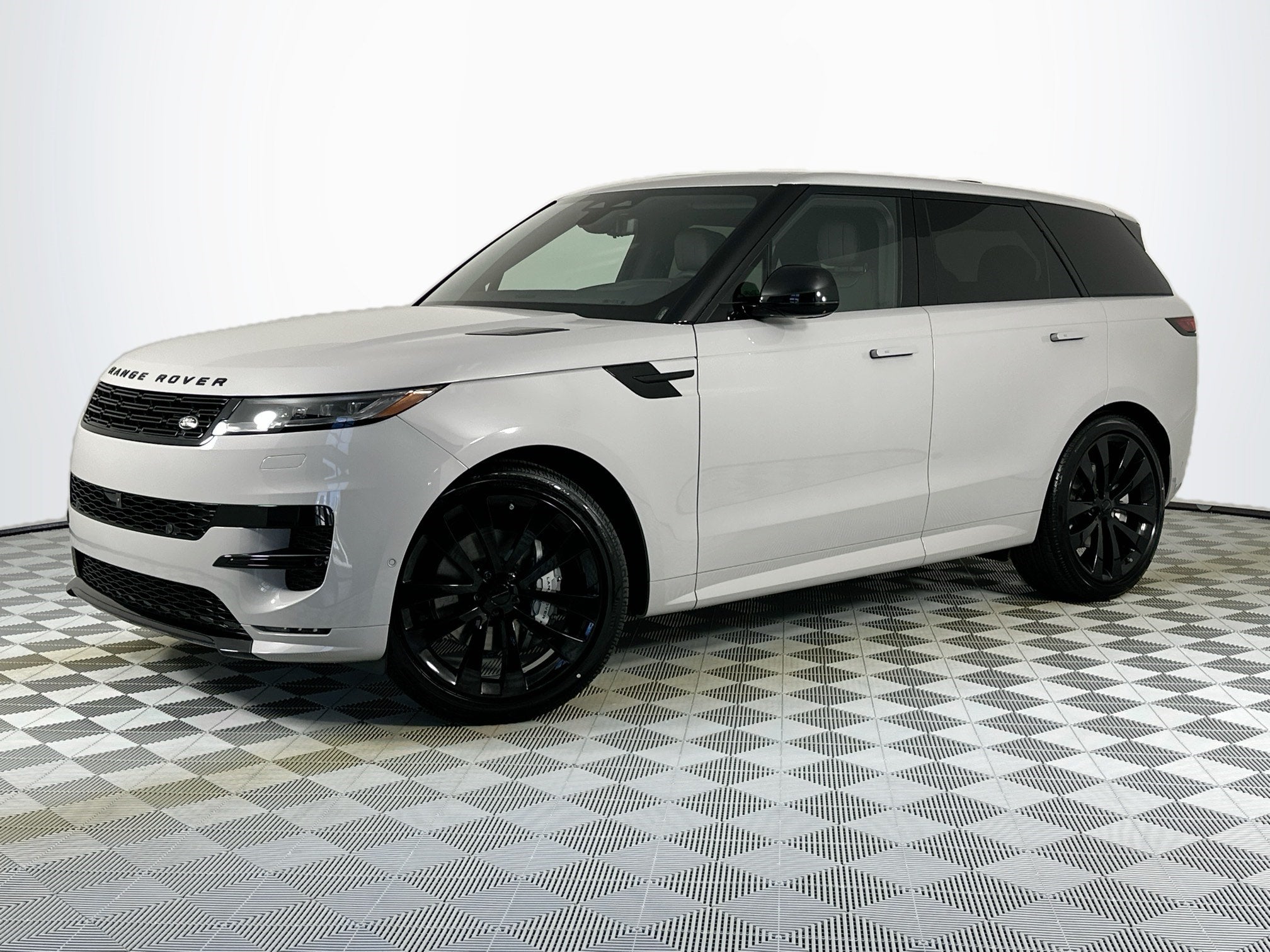 2026 Land Rover Range Rover Sport Dynamic SE