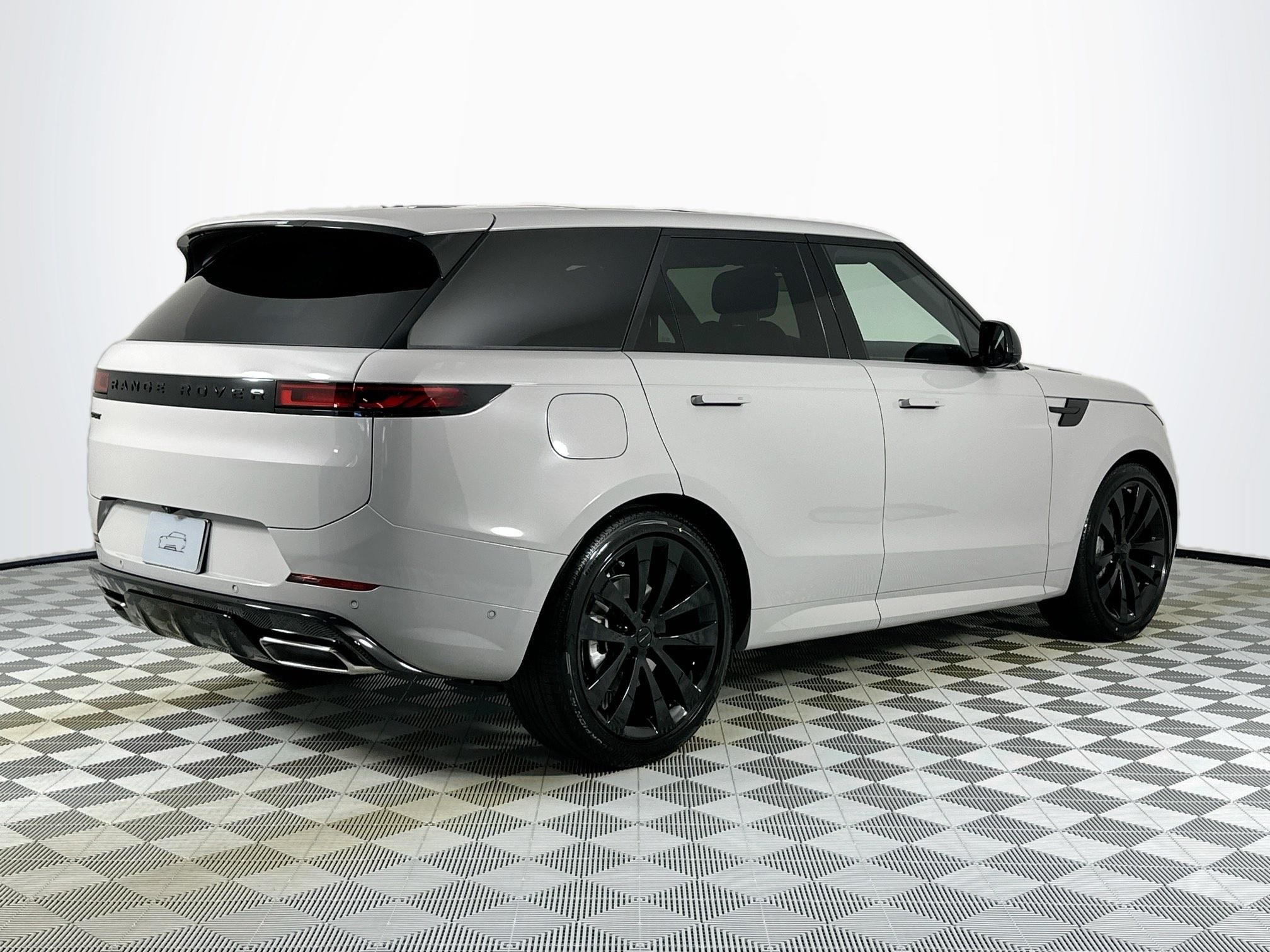 2026 Land Rover Range Rover Sport Dynamic SE
