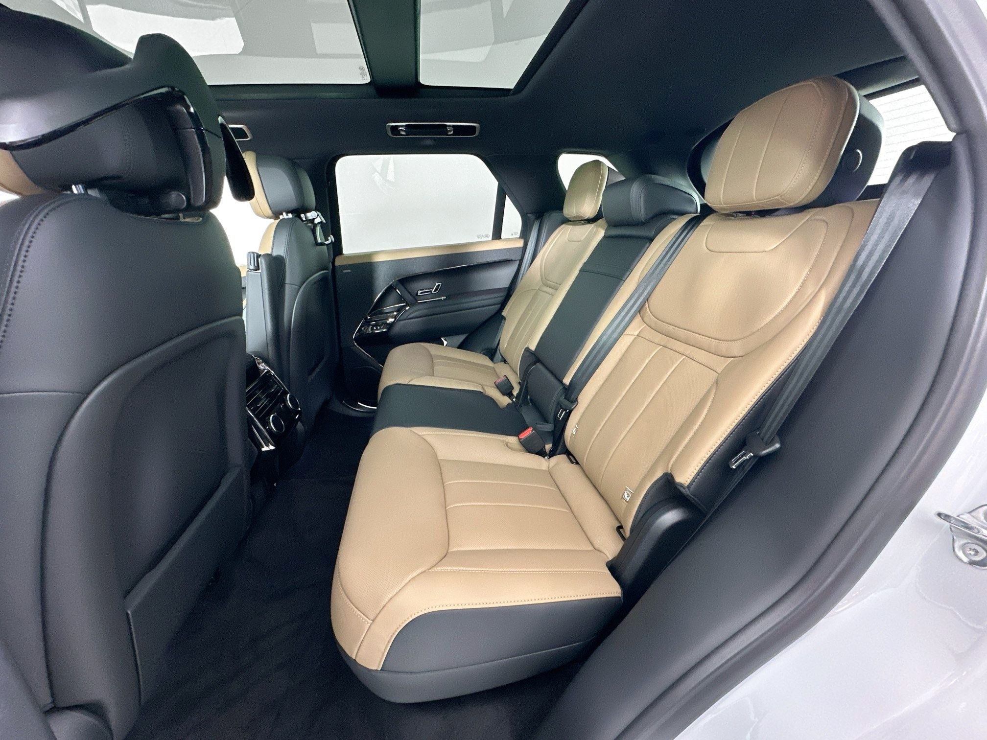 2026 Land Rover Range Rover Sport Dynamic SE