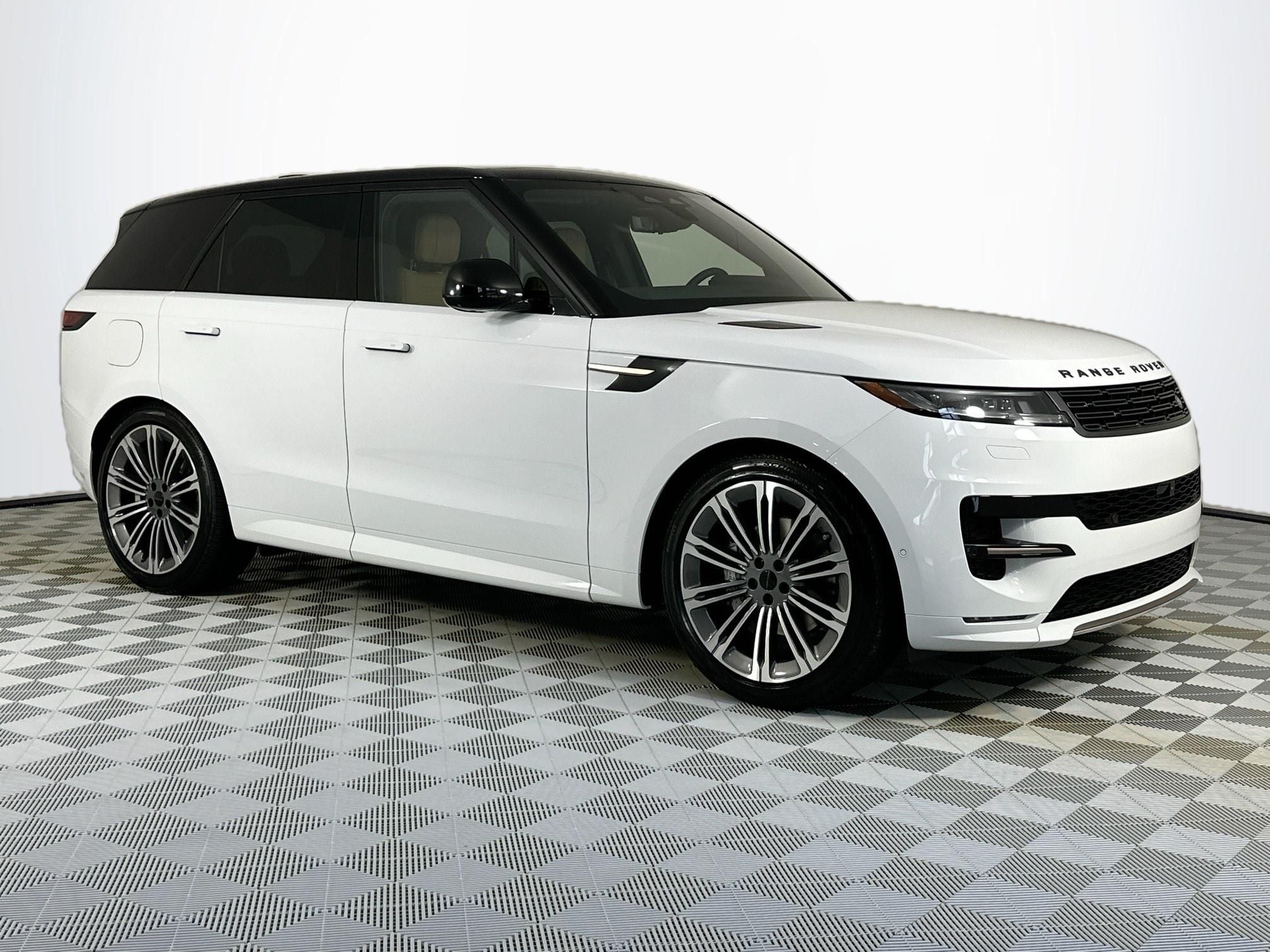 2026 Land Rover Range Rover Sport Dynamic SE