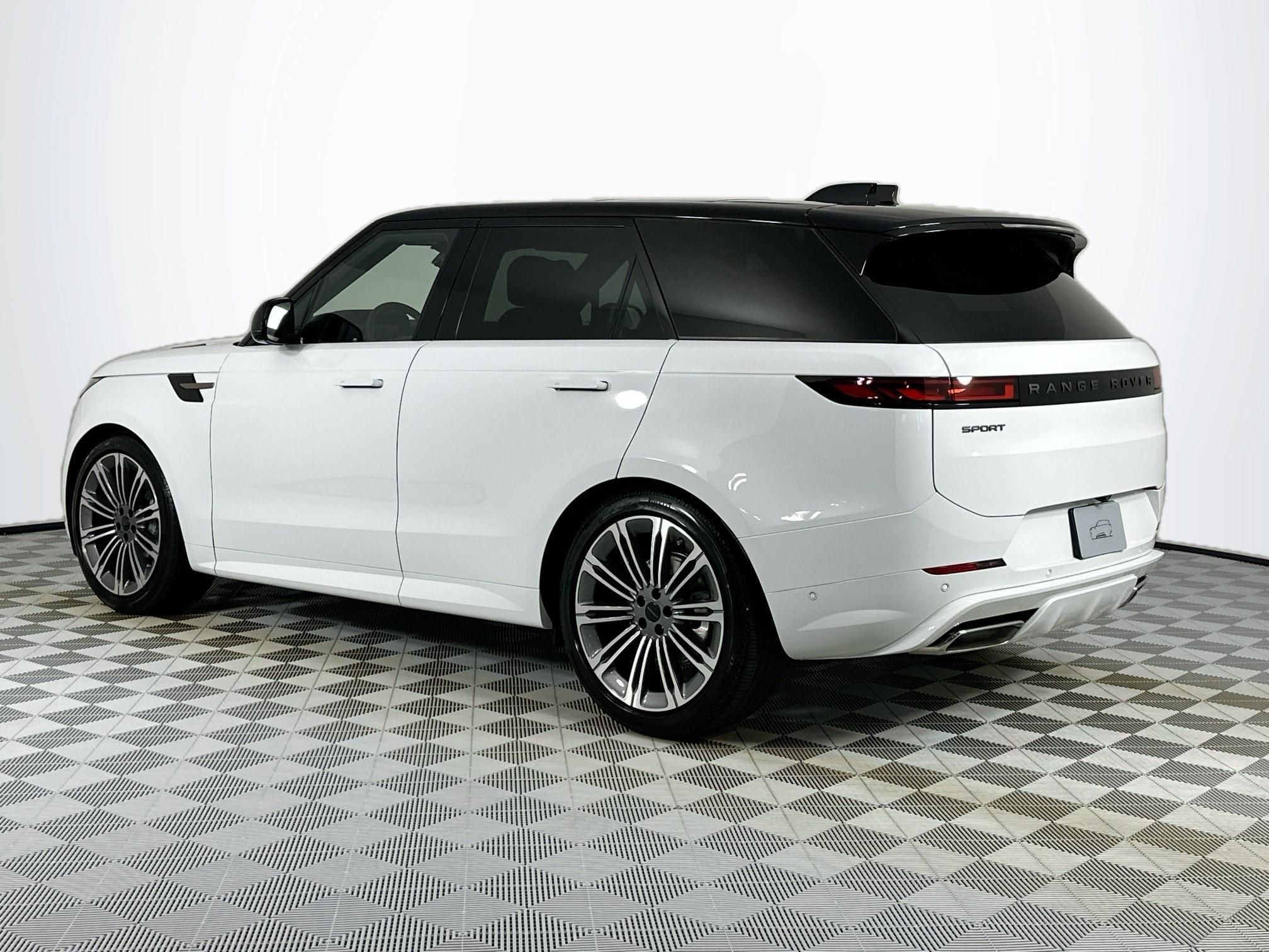 2026 Land Rover Range Rover Sport Dynamic SE