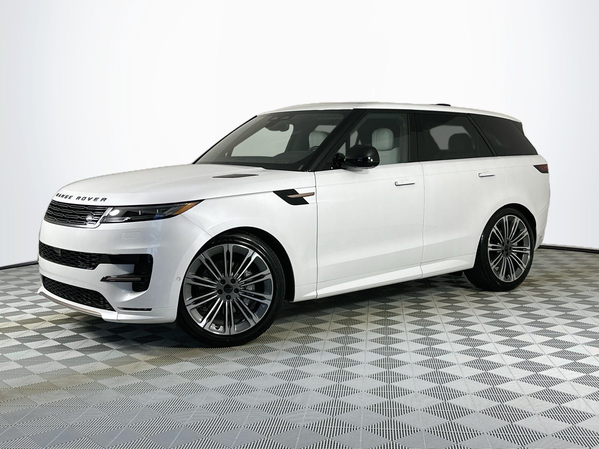 2026 Land Rover Range Rover Sport Dynamic SE
