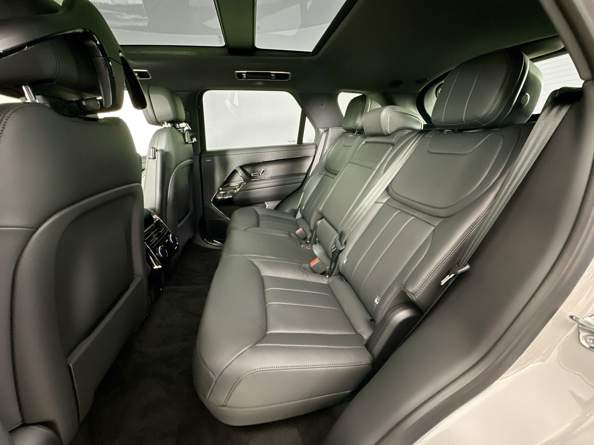 2026 Land Rover Range Rover Sport Dynamic SE