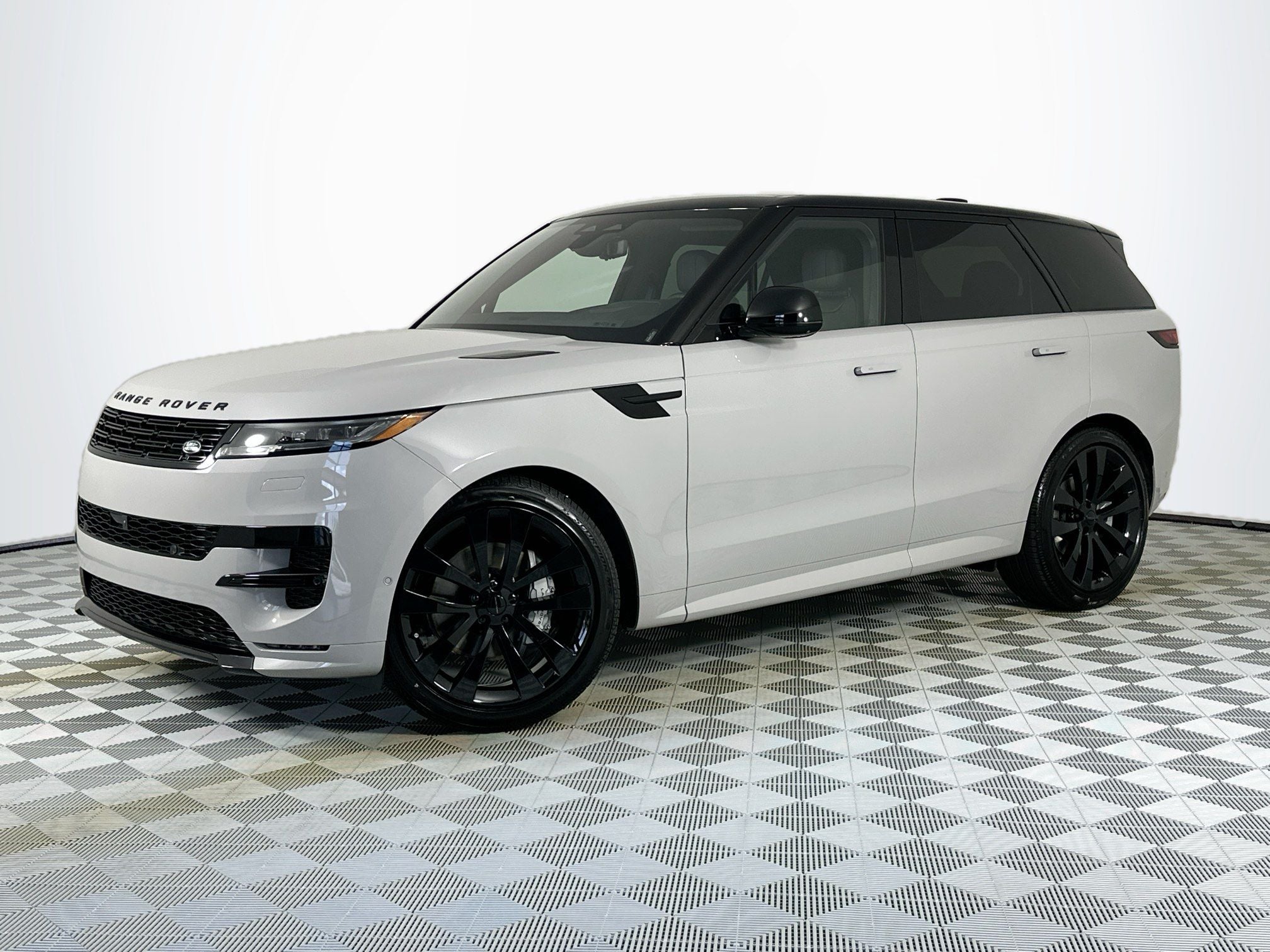 2026 Land Rover Range Rover Sport Dynamic SE