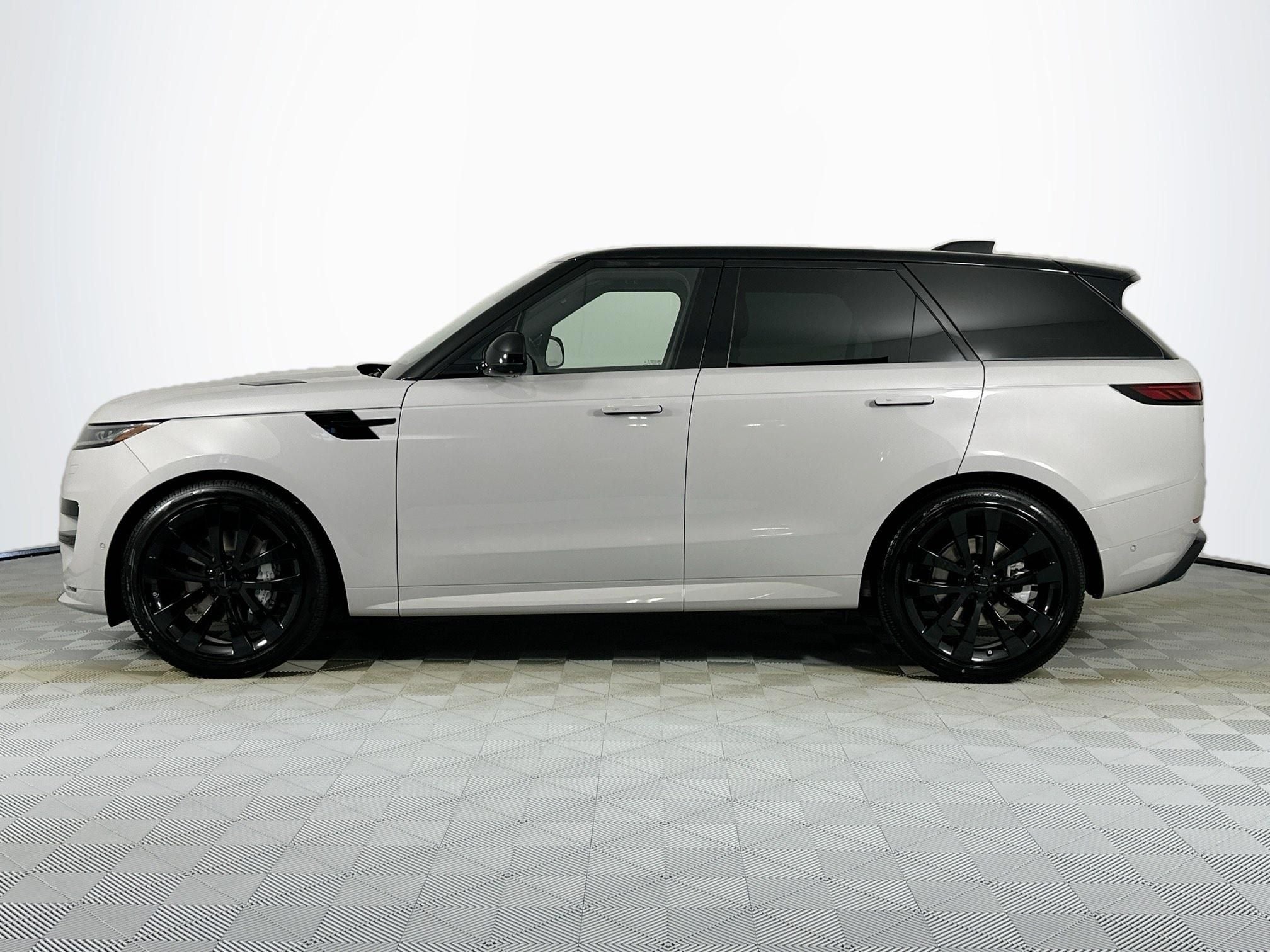 2026 Land Rover Range Rover Sport Dynamic SE