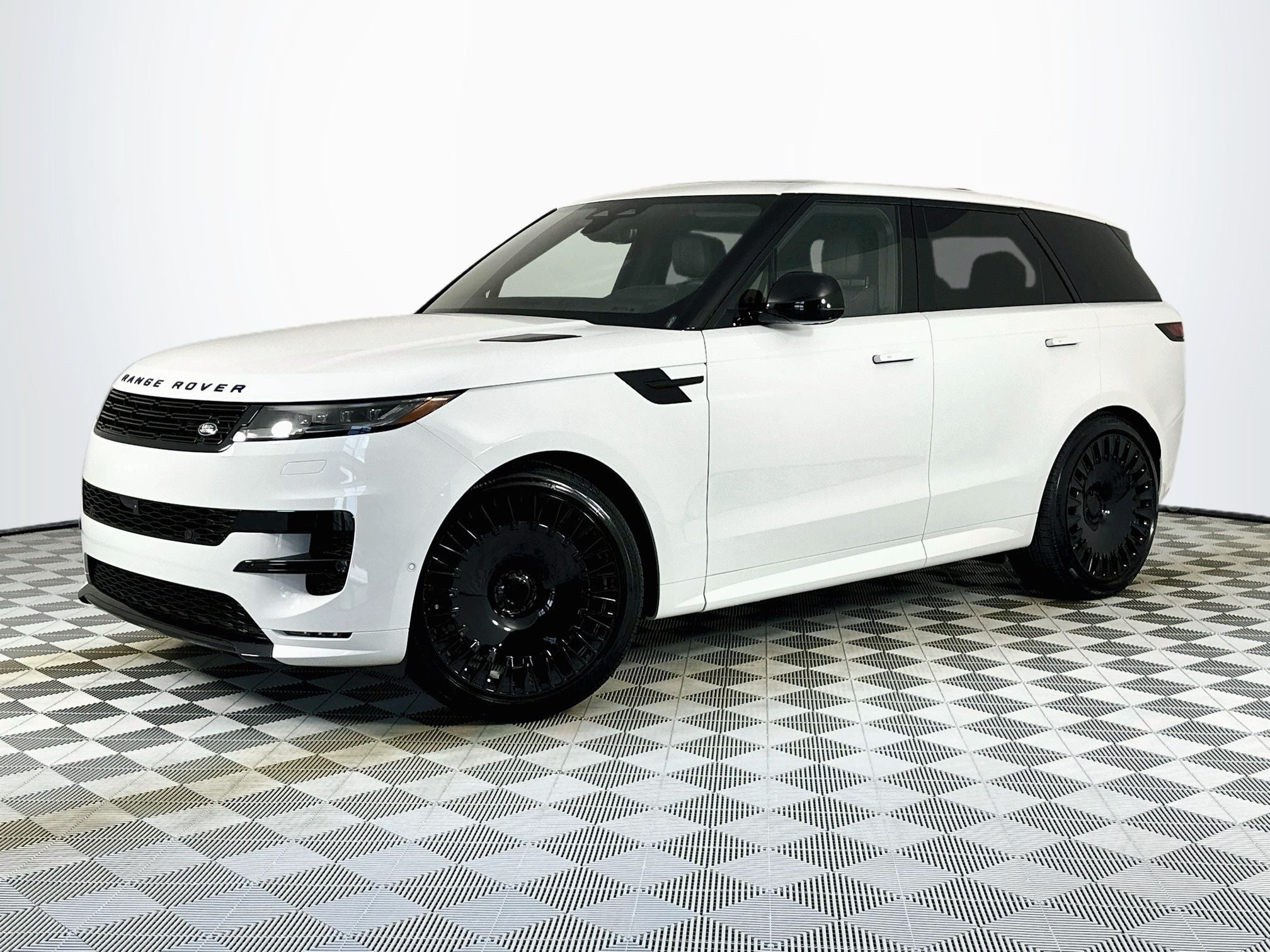 2026 Land Rover Range Rover Sport Dynamic SE