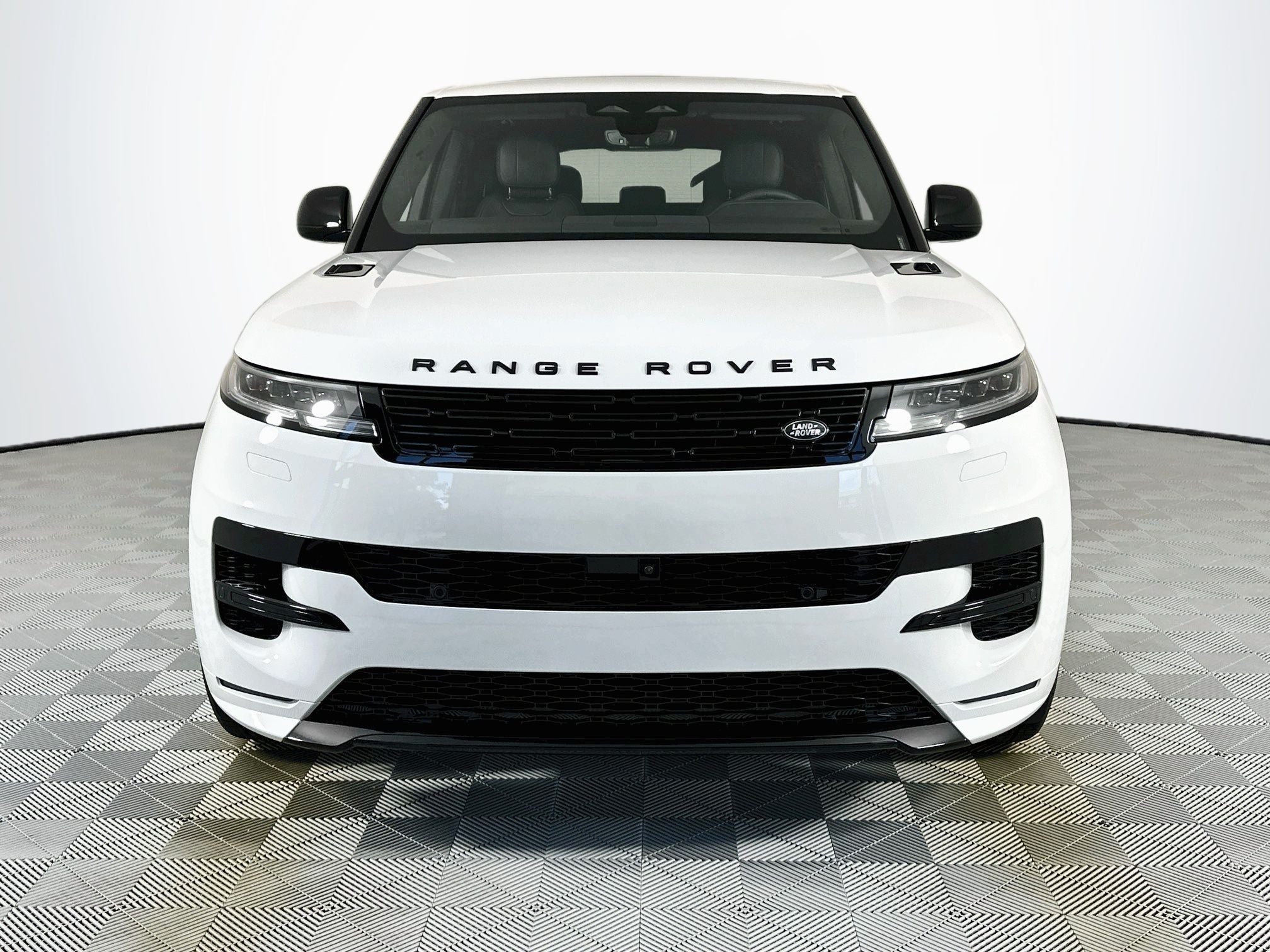 2026 Land Rover Range Rover Sport Dynamic SE