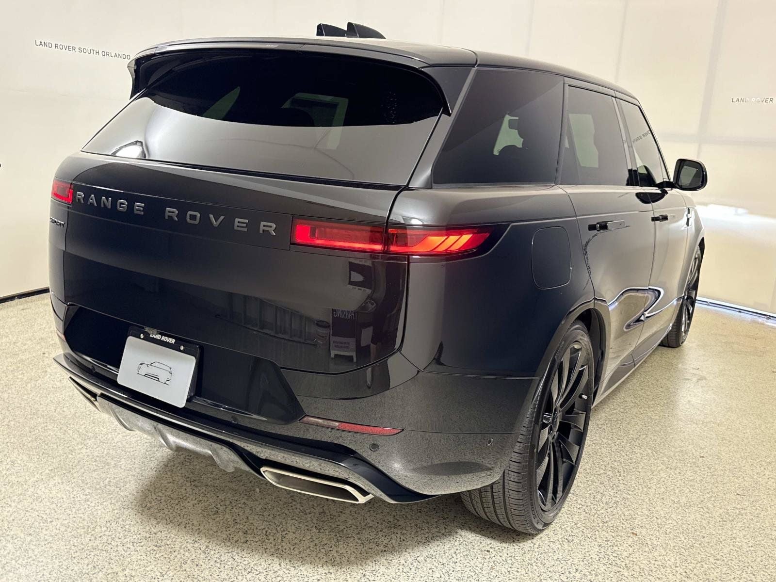 2026 Land Rover Range Rover Sport Dynamic SE