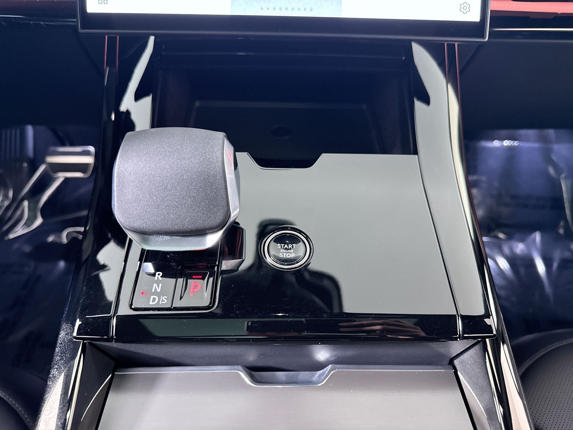 2026 Land Rover Range Rover Sport Dynamic SE