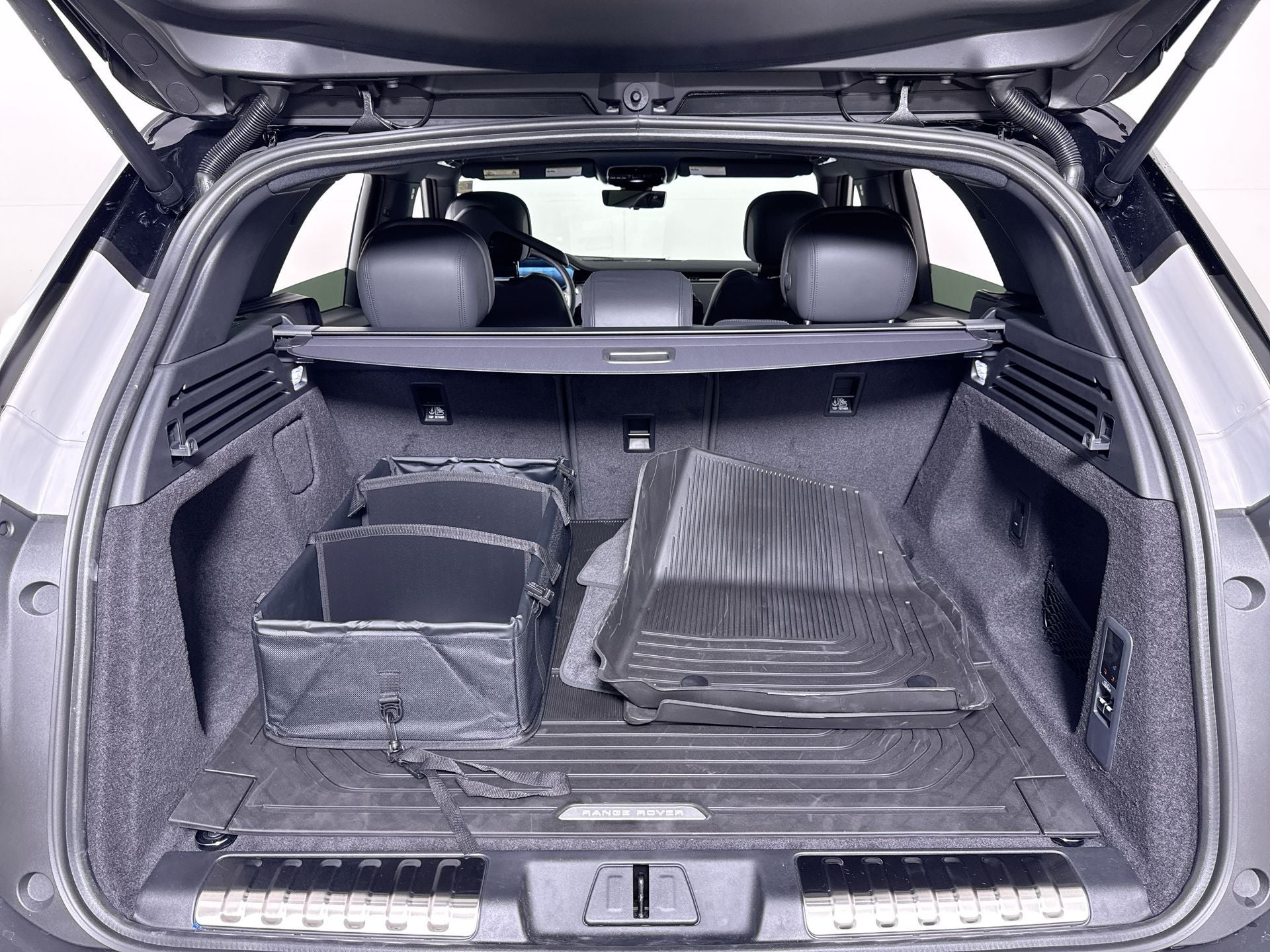 2026 Land Rover Range Rover Sport Dynamic SE