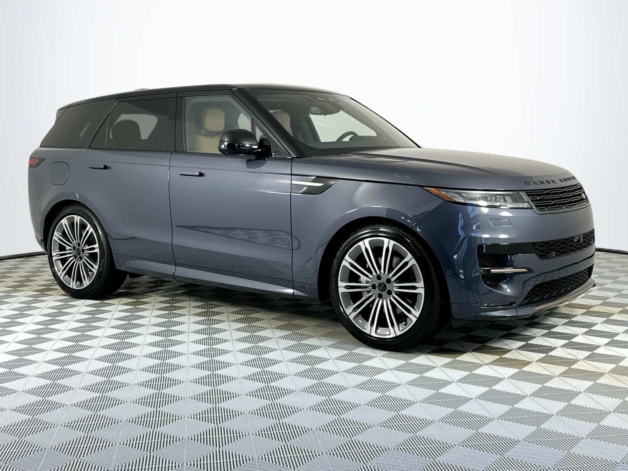 2026 Land Rover Range Rover Sport Dynamic SE