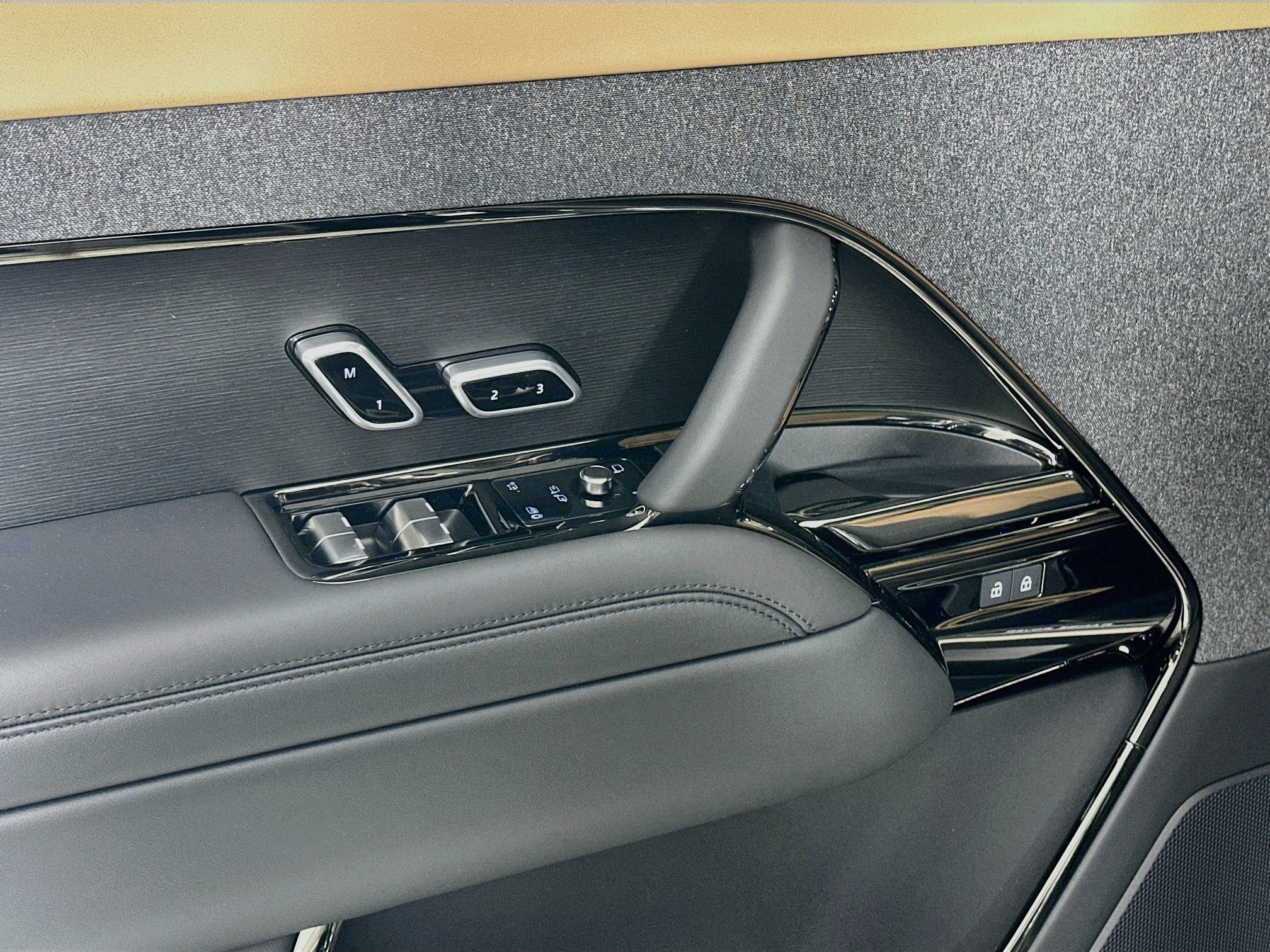 2027 Land Rover Range Rover Sport Dynamic SE