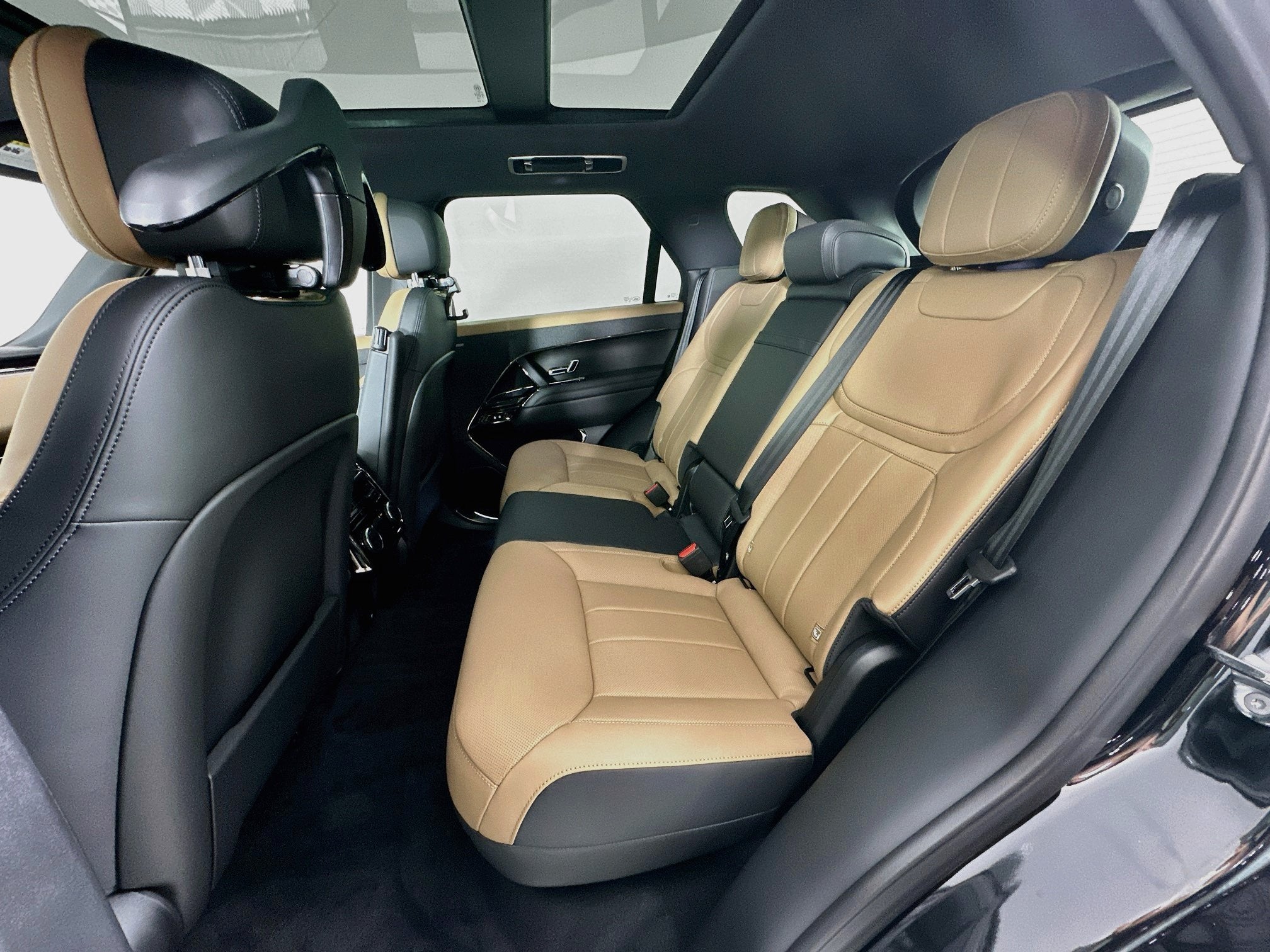 2027 Land Rover Range Rover Sport Dynamic SE