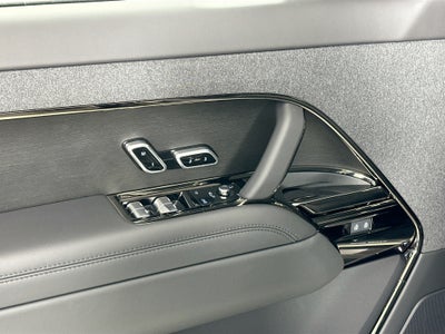 2026 Land Rover Range Rover Sport SE