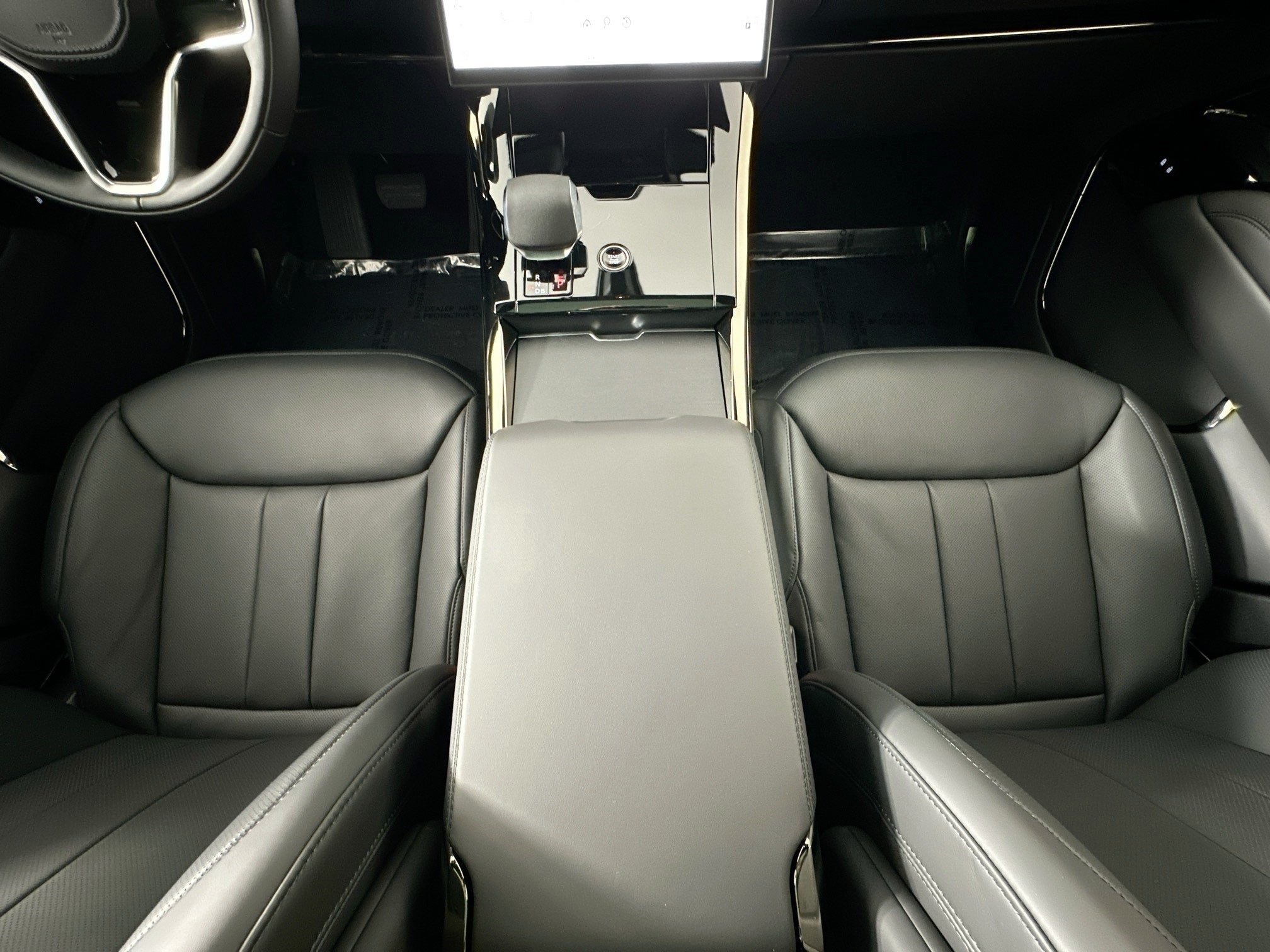 2026 Land Rover Range Rover Sport SE