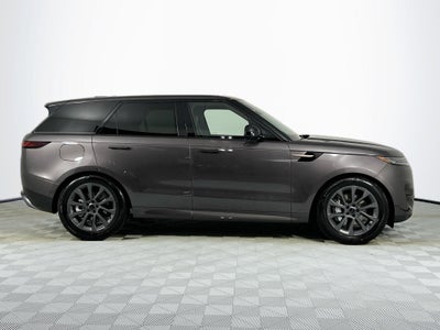 2026 Land Rover Range Rover Sport SE