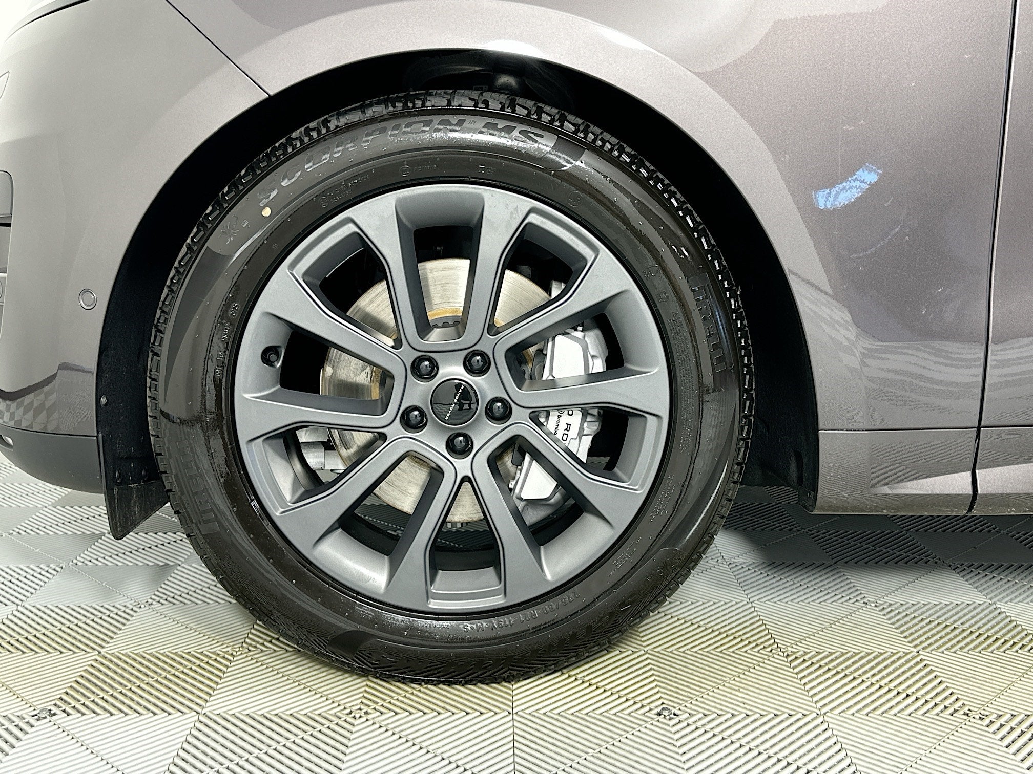 2026 Land Rover Range Rover Sport SE