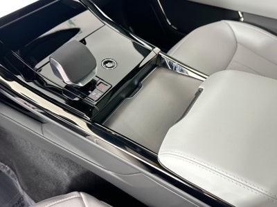 2026 Land Rover Range Rover Sport SE