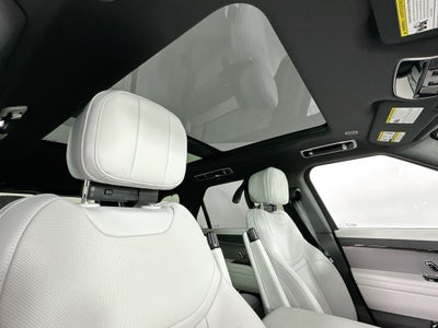 2026 Land Rover Range Rover Sport SE