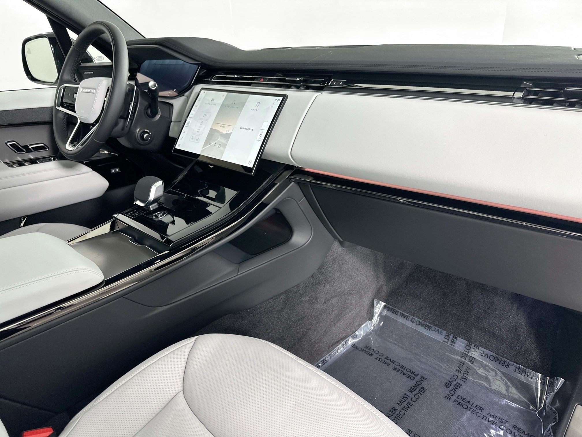 2026 Land Rover Range Rover Sport SE