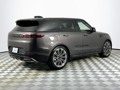 2026 Land Rover Range Rover Sport SE