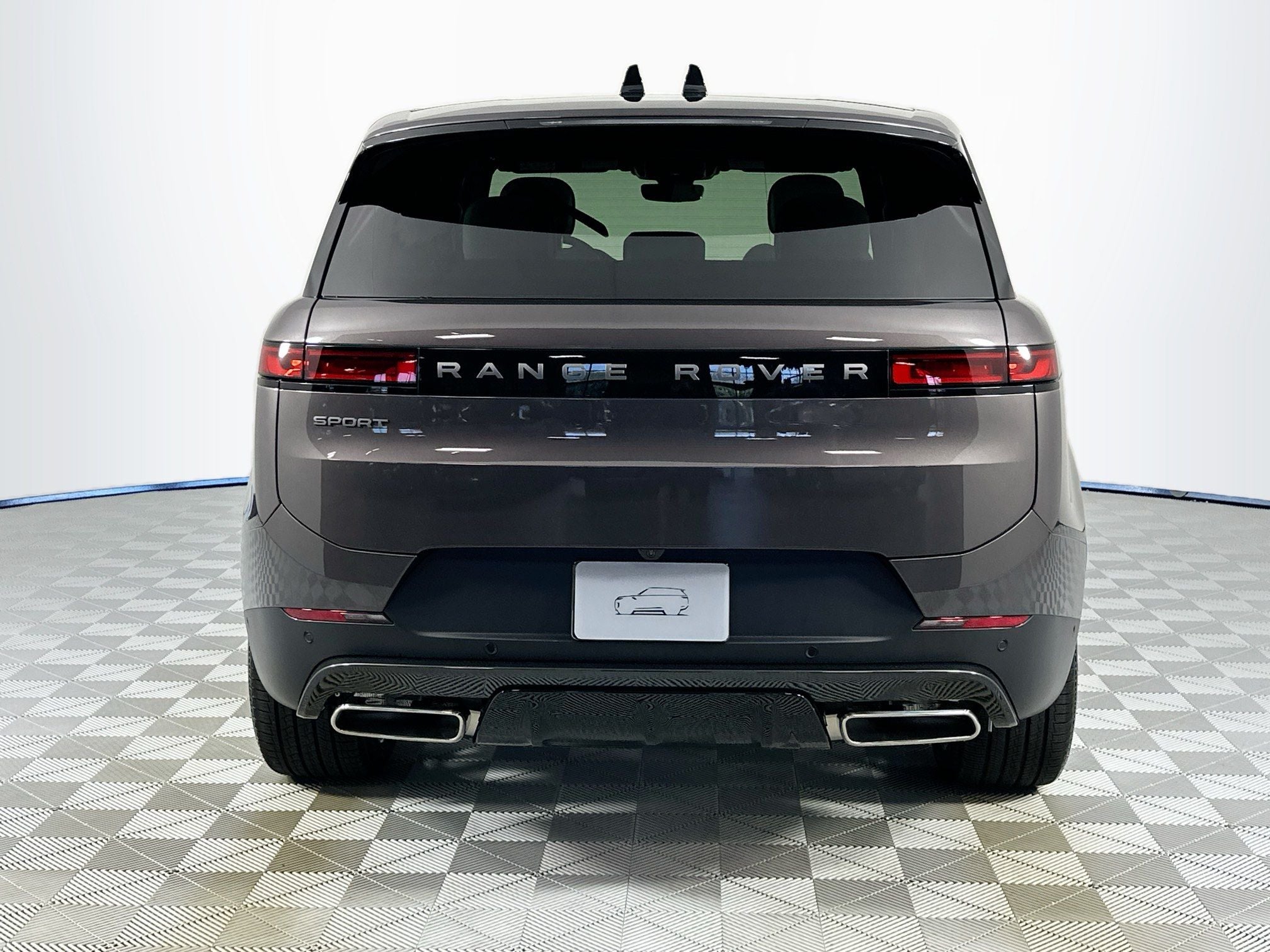 2026 Land Rover Range Rover Sport SE