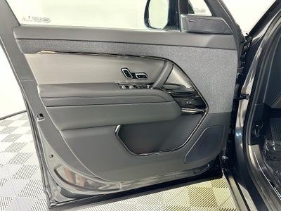 2026 Land Rover Range Rover Sport SE