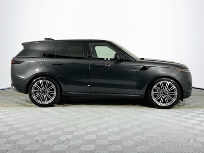 2026 Land Rover Range Rover Sport SE