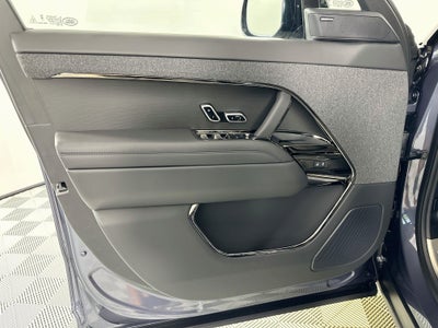 2026 Land Rover Range Rover Sport SE