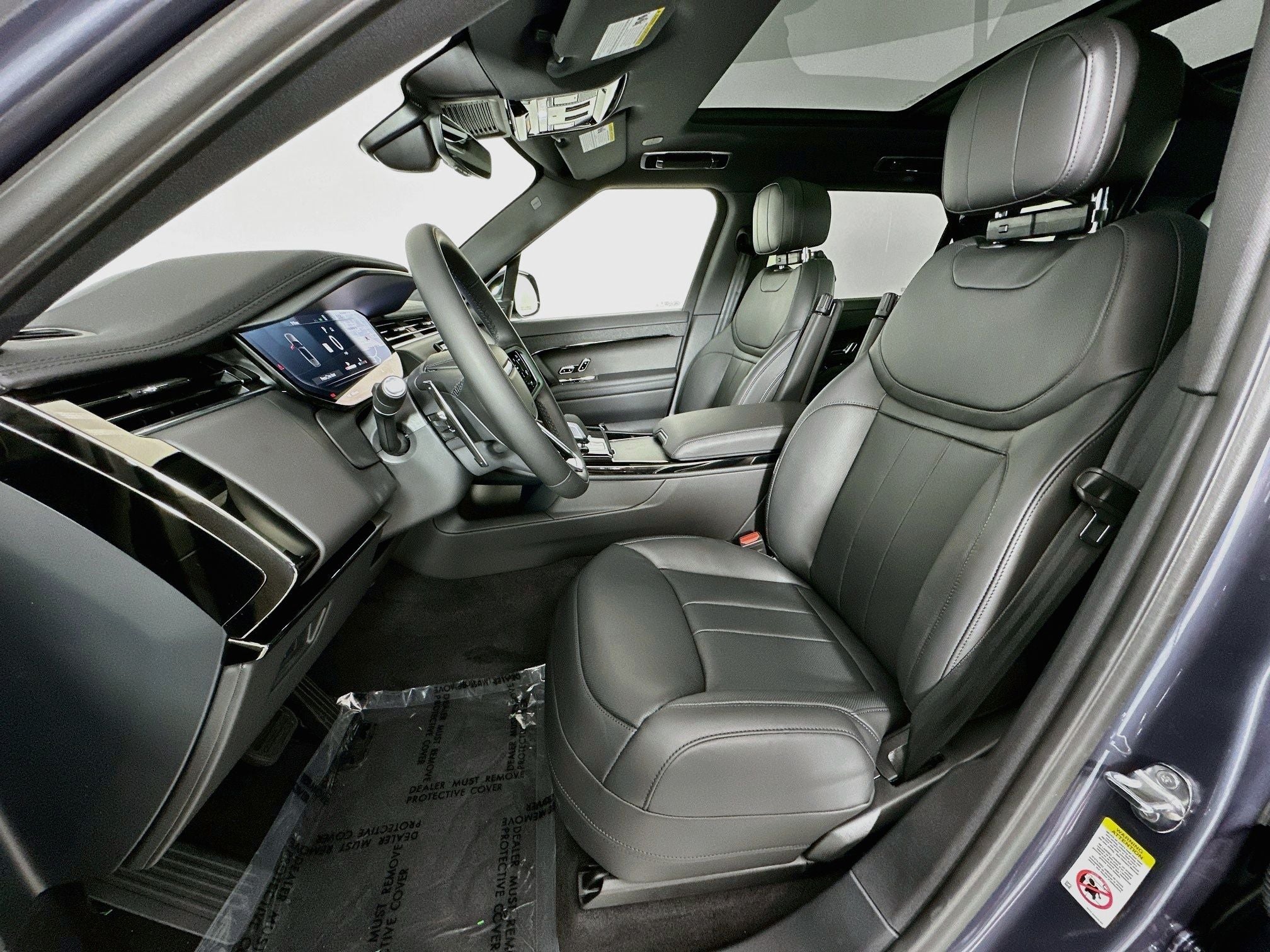2026 Land Rover Range Rover Sport SE