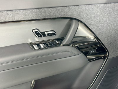 2024 Land Rover Range Rover Sport SE