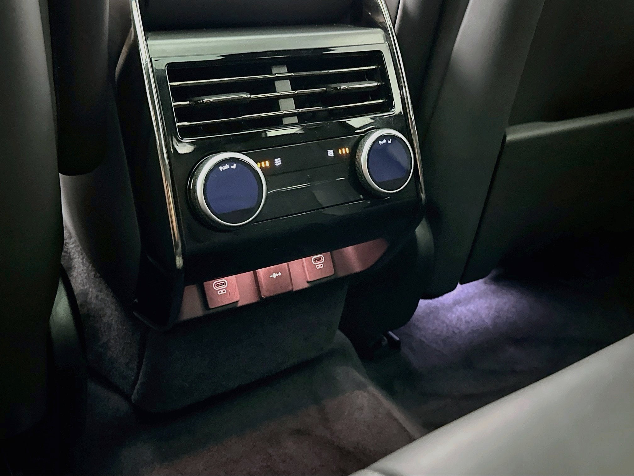 2024 Land Rover Range Rover Sport SE