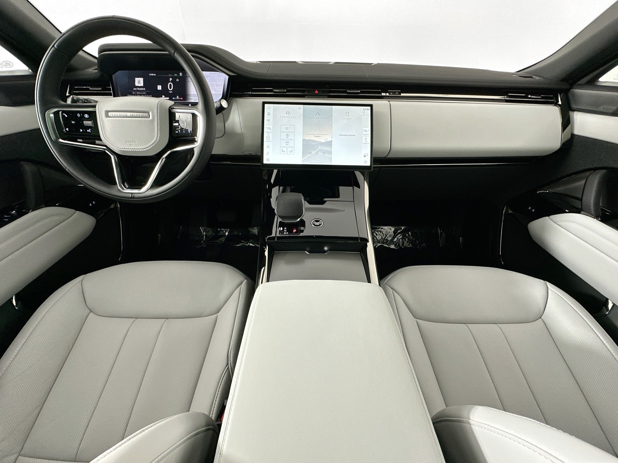 2026 Land Rover Range Rover Sport SE