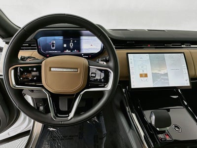 2026 Land Rover Range Rover Sport SE