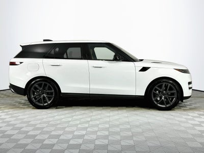2026 Land Rover Range Rover Sport SE