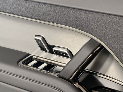 2026 Land Rover Range Rover Sport SE