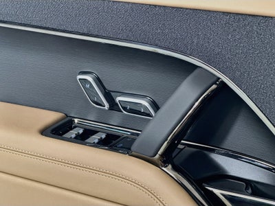 2026 Land Rover Range Rover Sport SE