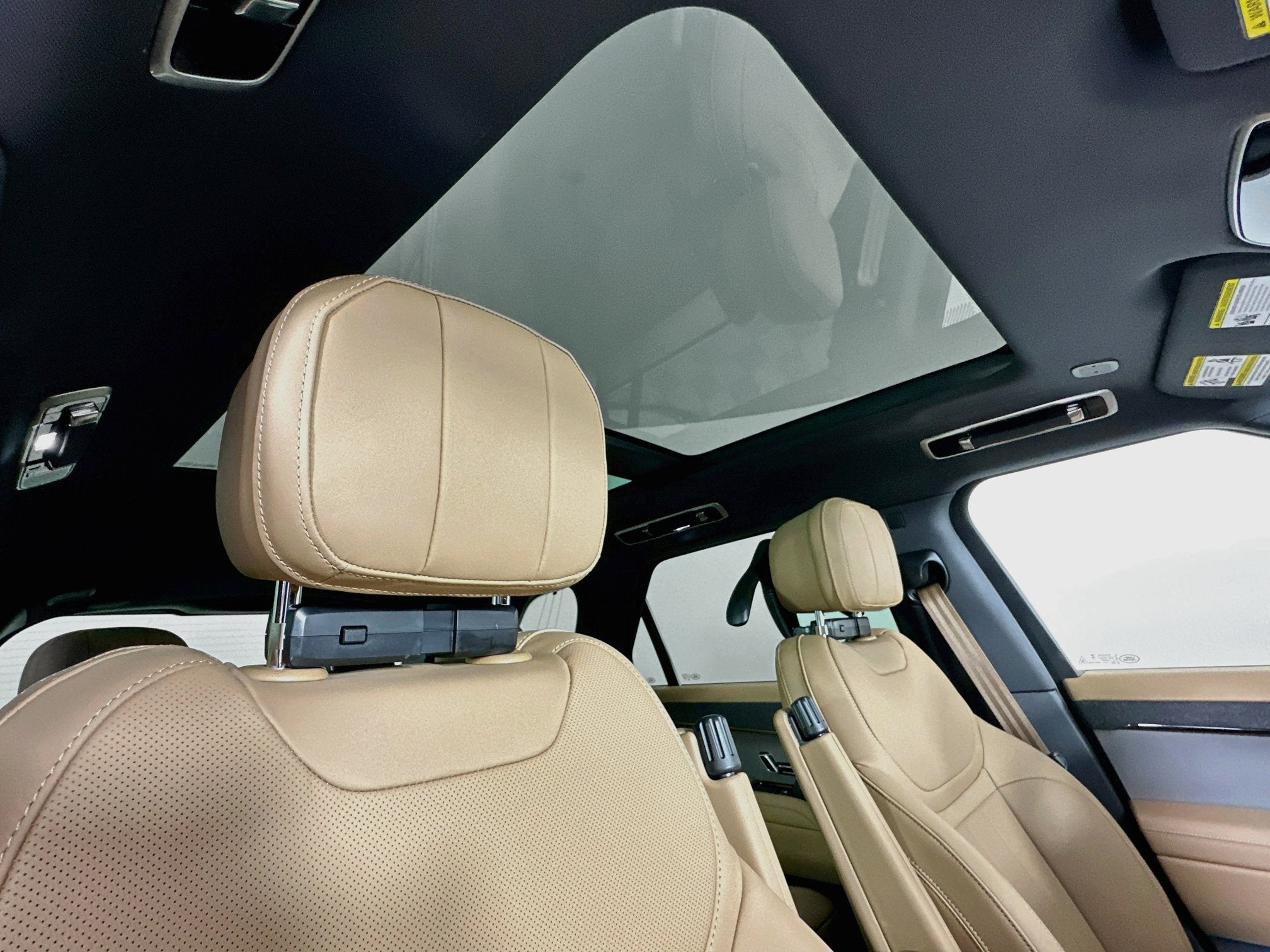 2027 Land Rover Range Rover Sport SE
