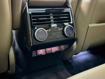 2027 Land Rover Range Rover Sport SE