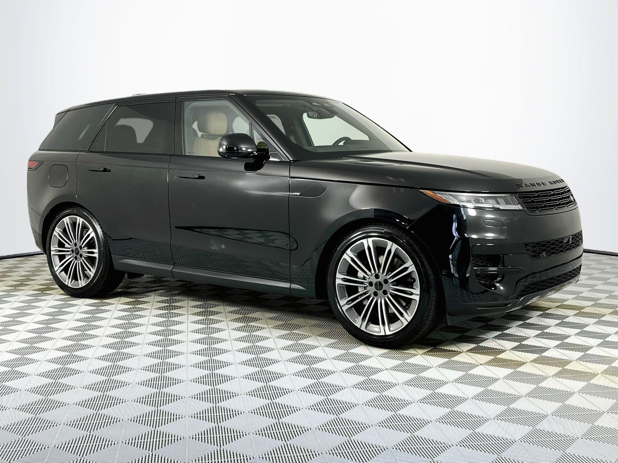 2027 Land Rover Range Rover Sport SE