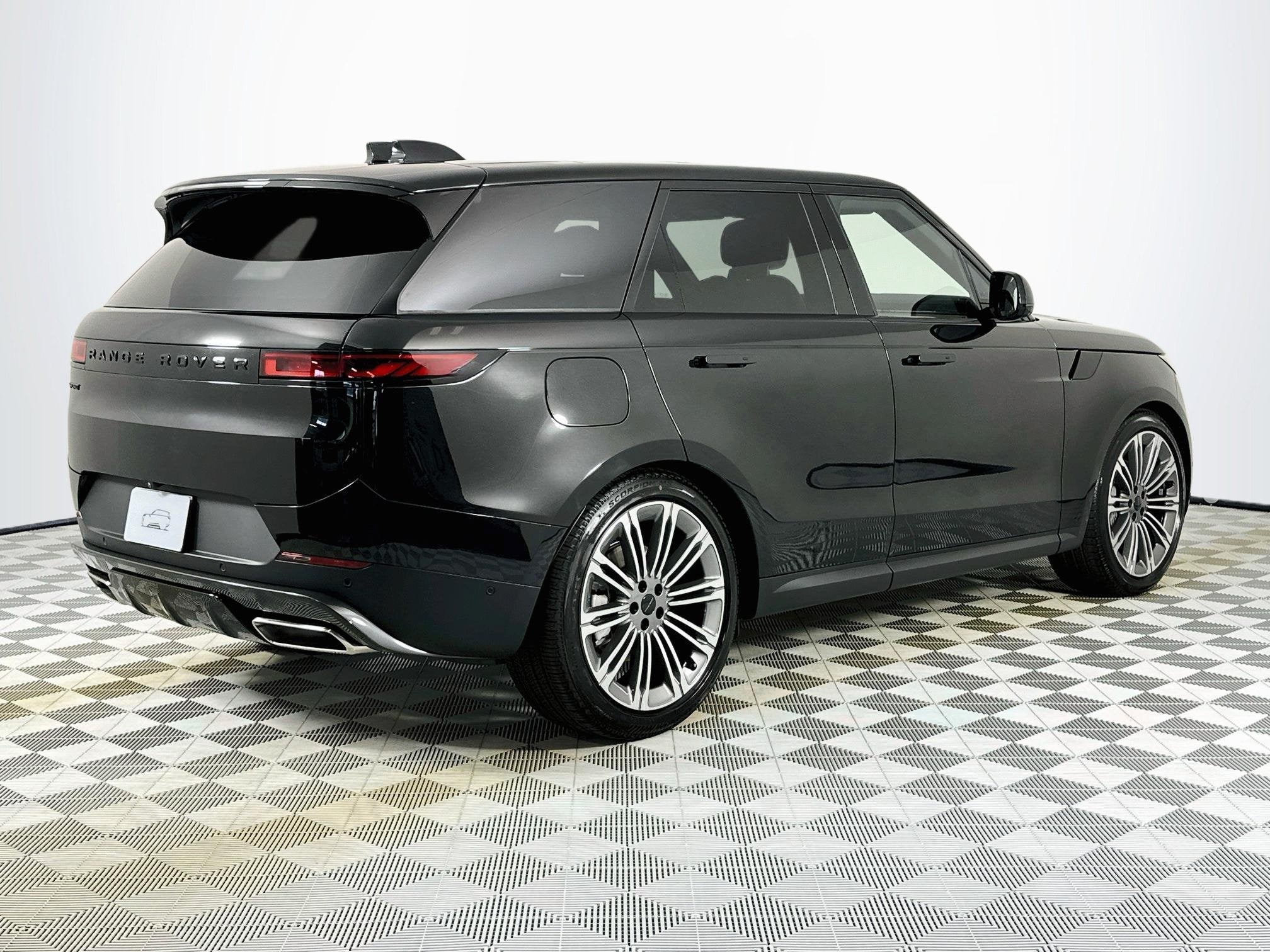 2027 Land Rover Range Rover Sport SE