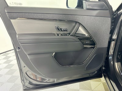 2026 Land Rover Range Rover Sport SE
