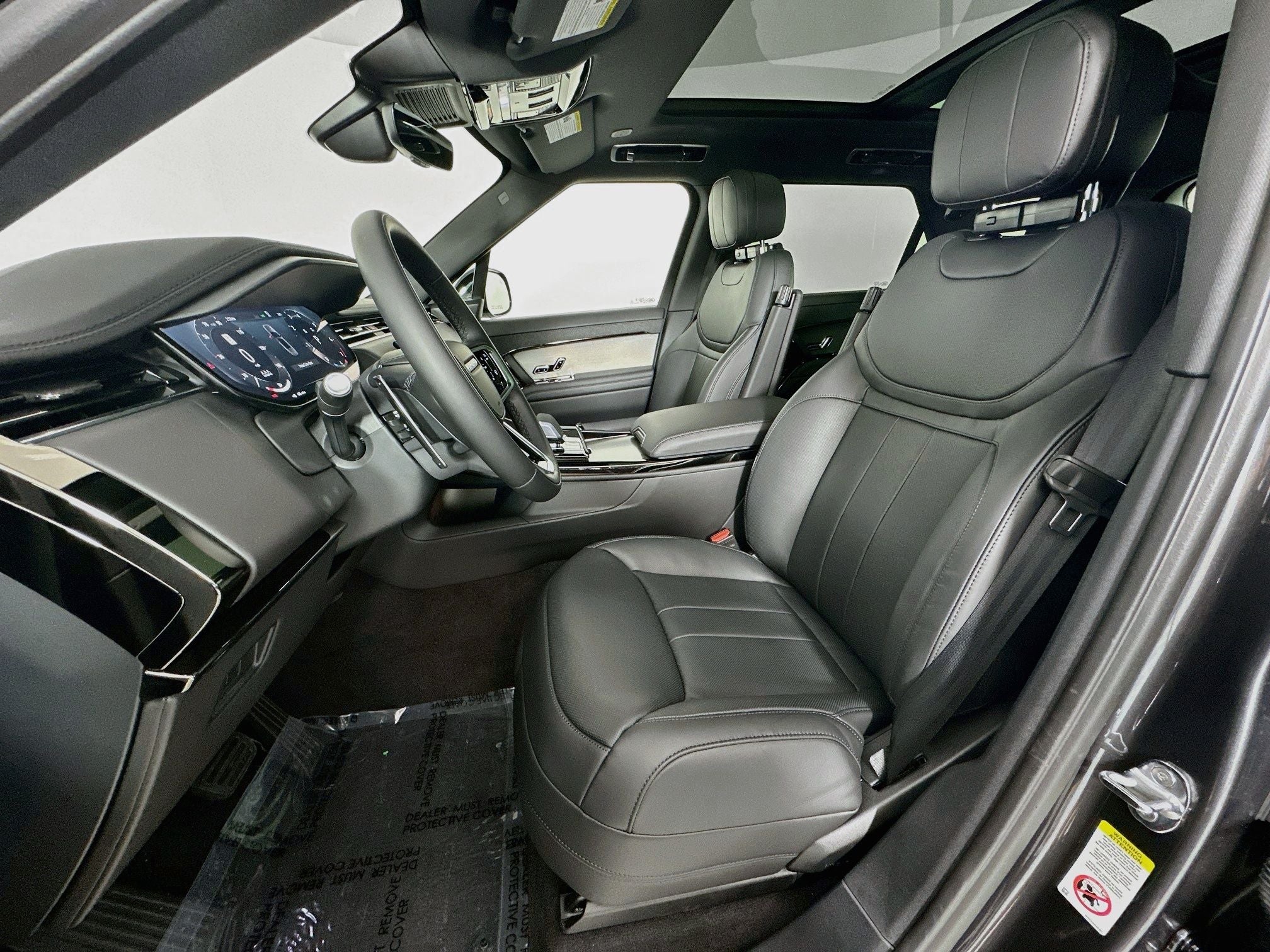 2026 Land Rover Range Rover Sport SE