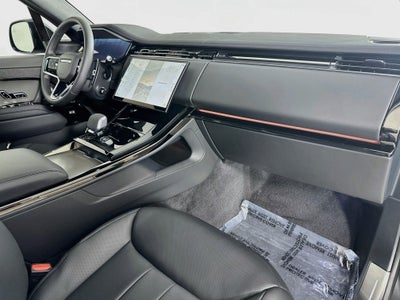 2026 Land Rover Range Rover Sport SE