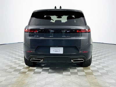 2026 Land Rover Range Rover Sport SE