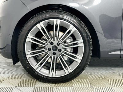 2026 Land Rover Range Rover Sport SE