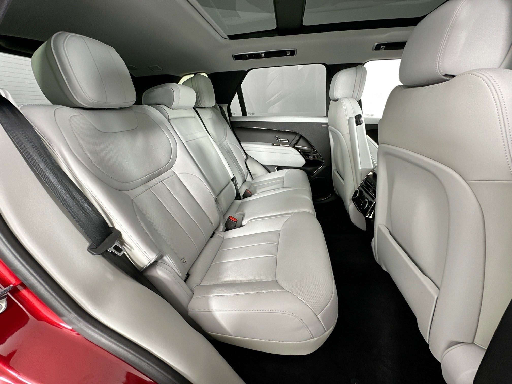 2023 Land Rover Range Rover Sport SE
